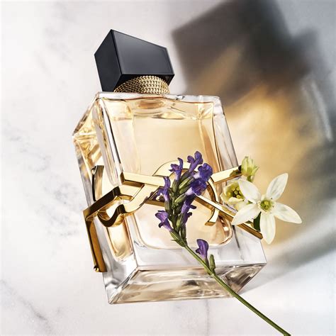 pubblicità yves saint laurent 2019 profumo donna|Yves Saint Laurent profumo Libre spot 2019 .